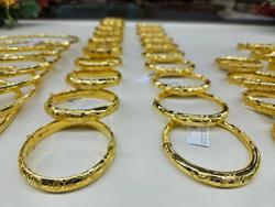 Giá vàng hôm nay 16-9: Vàng thế giới lẫn vàng nhẫn 24K cùng lập đỉnh mới