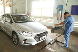 Độ đèn ô tô - Tiềm ẩn nguy cơ tai nạn giao thông