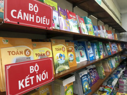 In 10 triệu bản sách giáo khoa phục vụ học sinh vùng bão, lũ