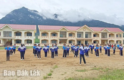 Niềm vui trường mới