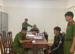 Khởi tố phụ huynh tông chết học sinh trong sân trường