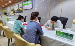 Giá vàng lập đỉnh, người dân phản ánh khó mua, Ngân hàng Nhà nước nói gì?