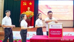 Agribank Đắk Lắk ủng hộ đồng bào bị thiệt hại do bão số 3 hơn 400 triệu đồng