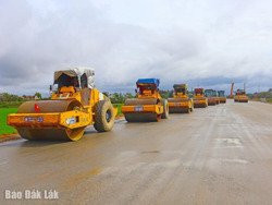 Đầu tư đồng bộ hạ tầng giao thông: Khơi thông nguồn lực phát triển