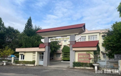 Huyện Buôn Đôn: 10 cán bộ lãnh đạo, quản lý làm đơn xin nghỉ hưu trước tuổi