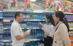 Đảm bảo nguồn cung hàng hóa phục vụ Tết