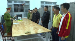 6 cơ sở sản xuất giá đỗ ngâm hóa chất vẫn đang hoạt động bình thường