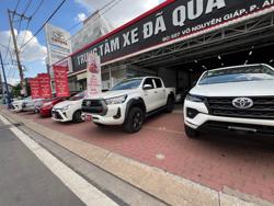 Ô tô cũ vắng khách