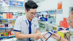 Dễ dàng mua thuốc trực tuyến trên ứng dụng VneID