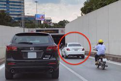 Ô tô lấn làn xe máy bị phạt tới 5 triệu đồng