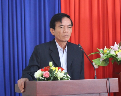 Chủ tịch Hội Nông dân tỉnh Y Tô Niê Kdăm phát biểu tại Hội nghị