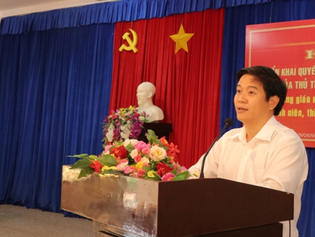Phó Giám đốc Sở GD-ĐT Thái Văn Tài phát biểu khai mạc Hội nghị.