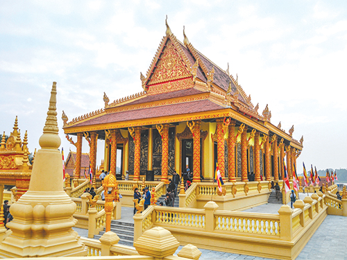Chùa Khmer là một trong những địa chỉ thu hút đông đảo phật tử và du khách tham quan Ảnh: Nguyễn Dương
