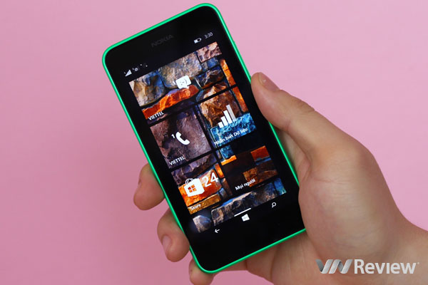 Trên tay điện thoại Nokia Lumia 630 tại Việt Nam