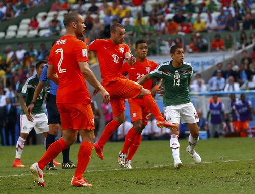 Sneijder gỡ hòa 1-1, giúp Hà Lan tự tin lội ngược dòng trước Mexico
