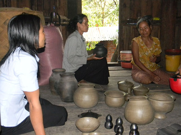 Sản phẩm gốm của buôn Dơng Băk chủ yếu để tự cung, tự cấp.