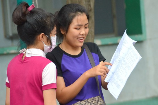 Thí sinh tham dự kỳ thi THPT quốc gia 2015 tại Trường ĐH Sài Gòn Ảnh: TẤN THẠNH