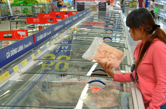 Hàng nội ngày càng khó chen chân vào các siêu thị do nước ngoài làm chủ Ảnh: TẤN THẠNH