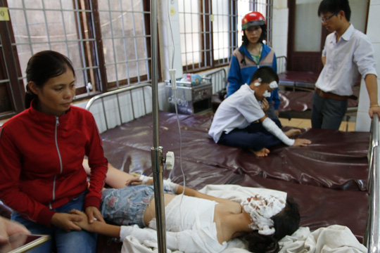 Các học sinh được cấp cứu tại Bệnh viện Đa khoa tỉnh Đắk Lắk