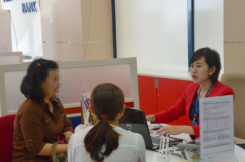 Tư vấn cho vay tại Ngân hàng TMCP Bản Việt (VietCapital Bank)Ảnh: TẤN THẠNH