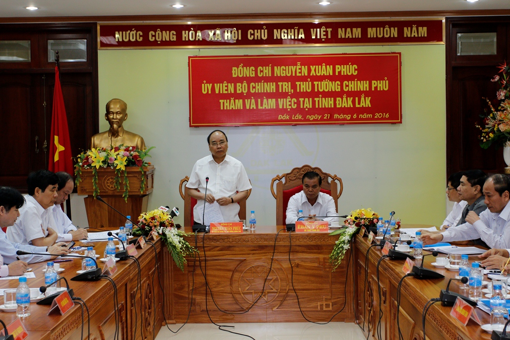 Thủ tướng Nguyễn Xuân Phúc tiếp tục khẳng định đóng cửa rừng tự nhiêm