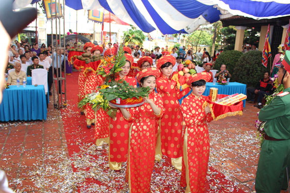 Lễ Giỗ Tổ Hùng Vương tổ chức tại Di tích lịch sử Đình Lạc Giao (TP. Buôn Ma Thuột).