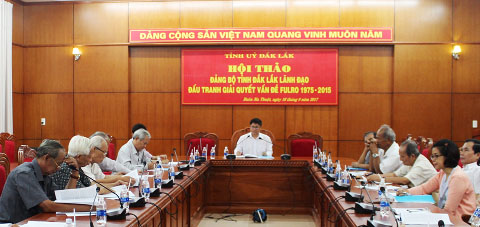 Hội thảo lấy ý kiến về công trình Đảng bộ tỉnh Đắk Lắk lãnh đạo đấu tranh giải quyết vấn đề FULRO (1975-2015). Ảnh: Ban Tuyên giáo