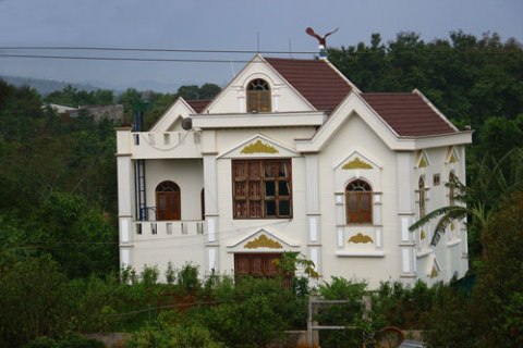 Ngôi nhà của gia đình ông Nguyễn Sỹ Kỷ xây dựng trái phép trên đất nông nghiệp