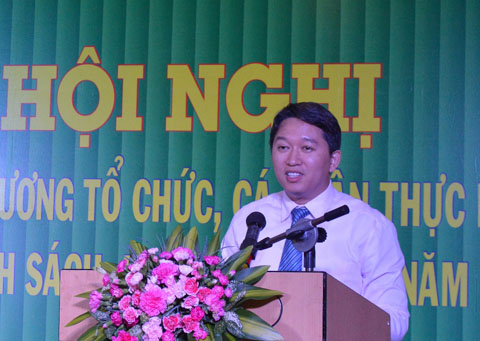 Phó Chủ tịch Thường trực UBND tỉnh Nguyễn Hải Ninh phát biểu tại lê tuyên dương