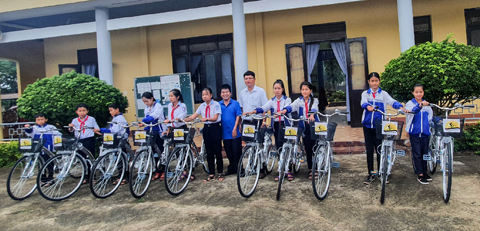 San sẻ nâng niu tiếp mức độ cho tới ngôi trường  Binh Phuoc Tin tuc Binh Phuoc  Tin mới mẻ tỉnh Bình Phước